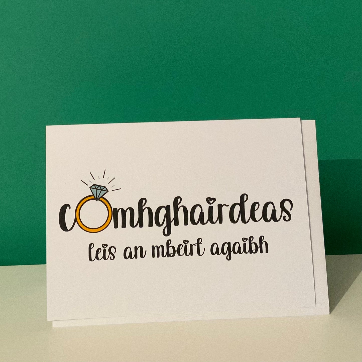 Comhghairdeas leis an mbeirt agaibh